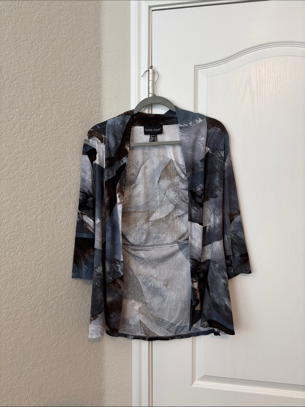 Pre-owned Frank Lyman Abstract Print Open Cardigan - Gray & Black